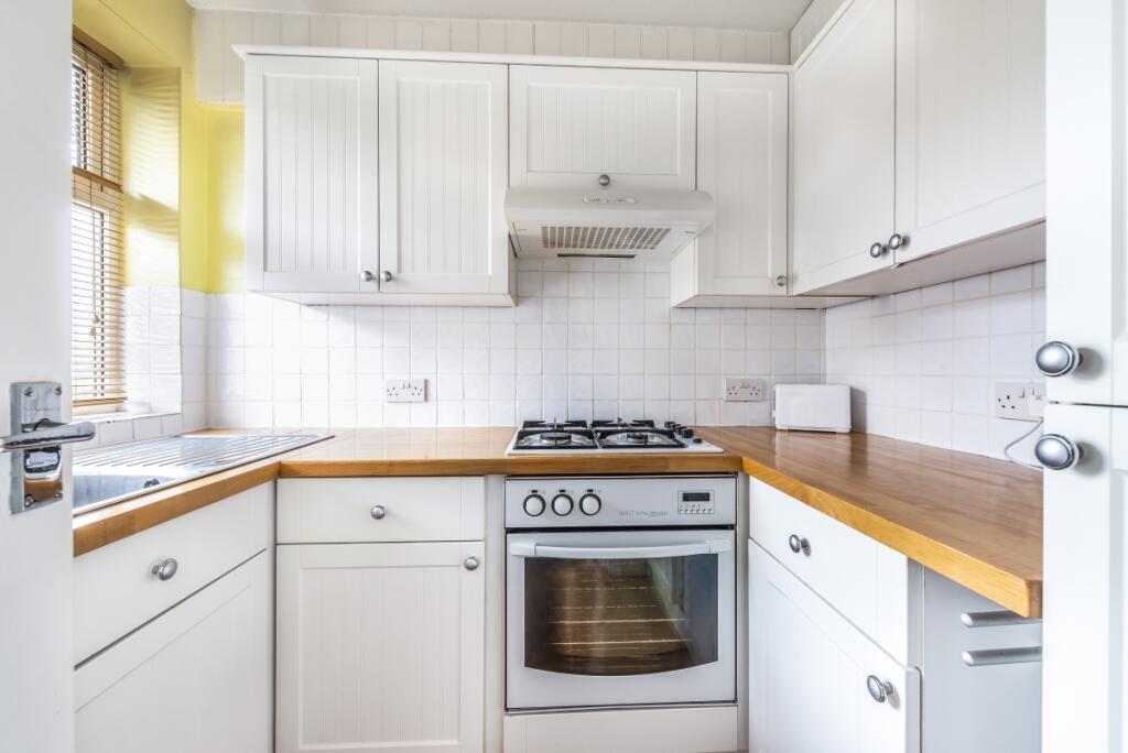 Main image of property: Kimber Road, Earlsfield, London, SW18