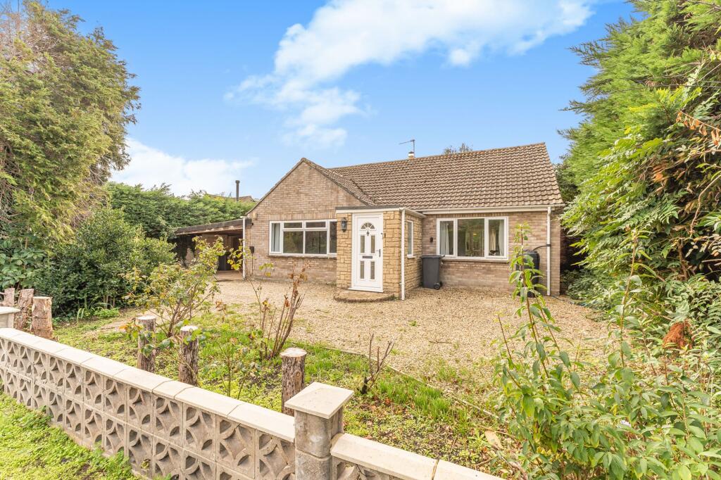 Main image of property: Manor Lane, Clanfield, OX18