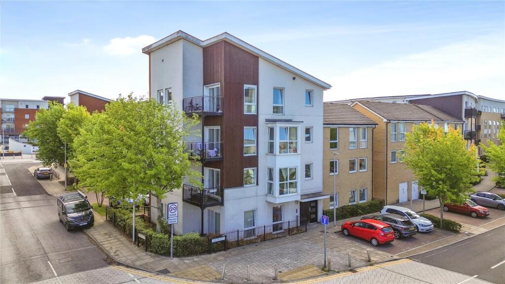 Main image of property: Drake Way, Reading, Berkshire, RG2