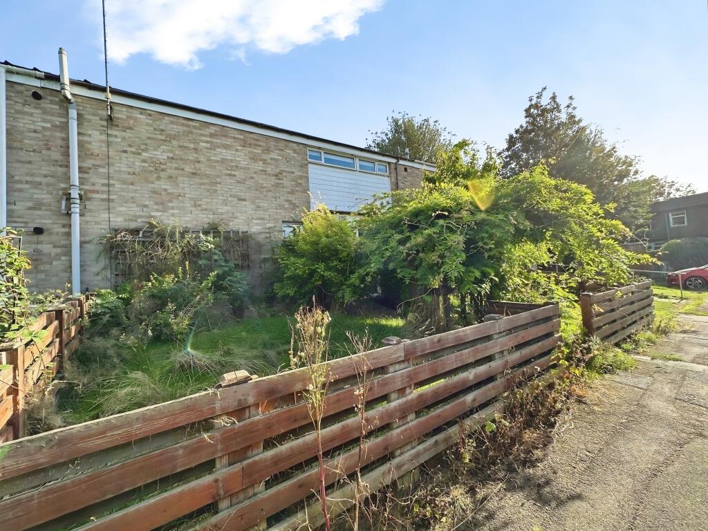 Main image of property: 19 Nene Walk, Daventry, Northamptonshire NN11 4QH