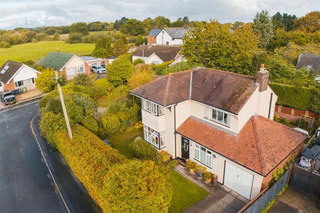 Main image of property: Hadlow Lane, Willaston, Neston, Cheshire