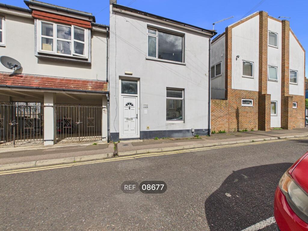 Main image of property: Lewes Road, Brighton, BN2 3FD