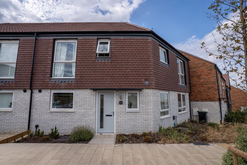 Main image of property: Clay Road, Northfleet, Gravesend, Kent, DA11 9HZ