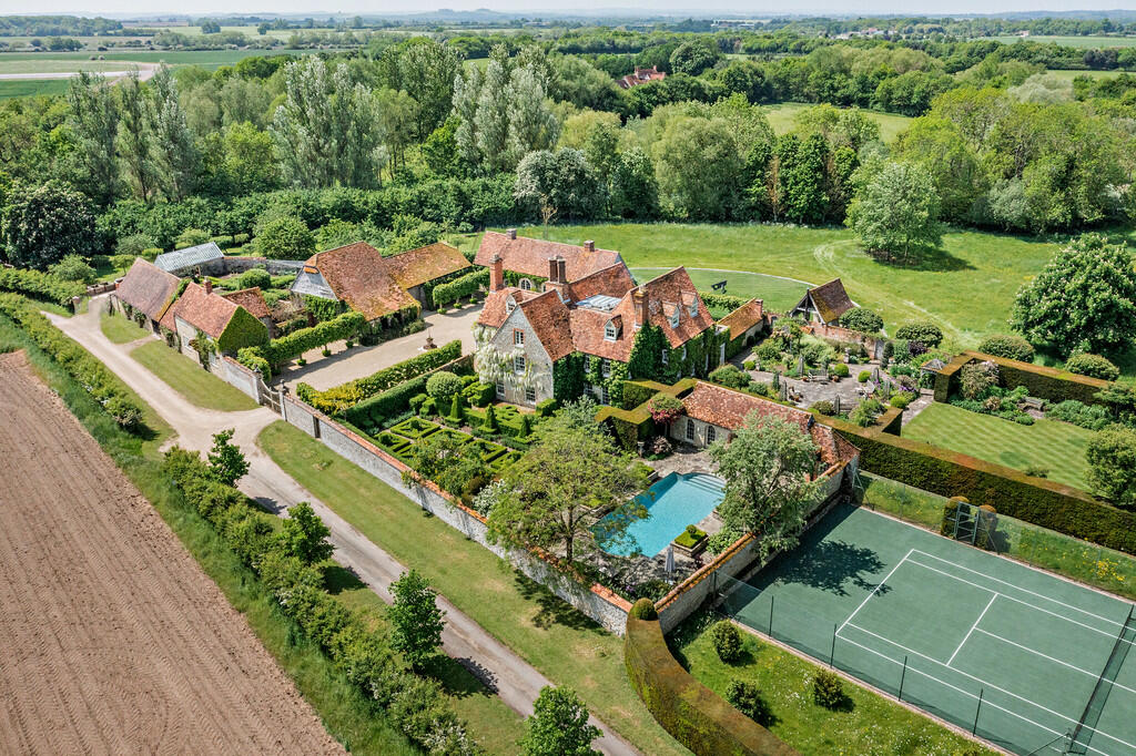 Main image of property: Rofford Lane, Little Milton, Oxford