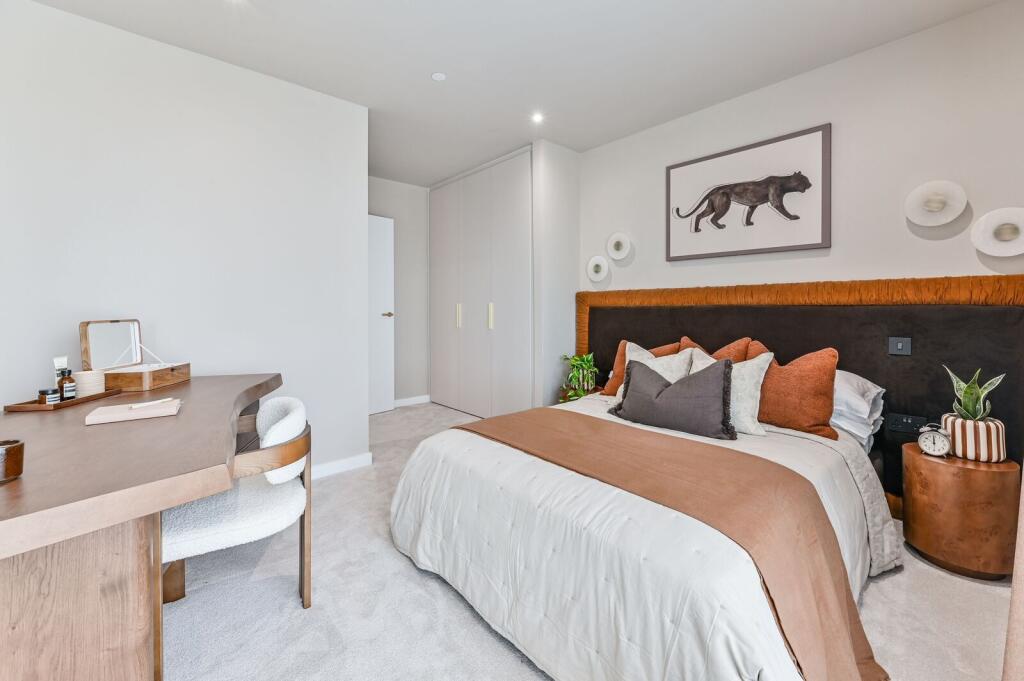 Main image of property: Woodberry Down, Finsbury Park, N4