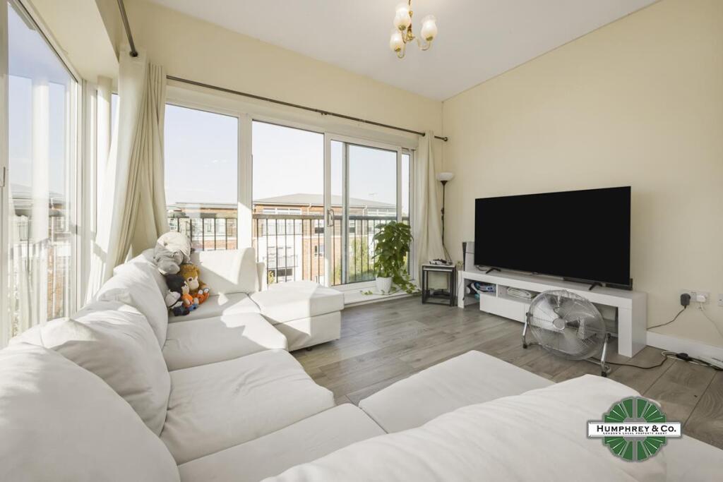 Main image of property: Riverside Close, Romford, RM1 1EW