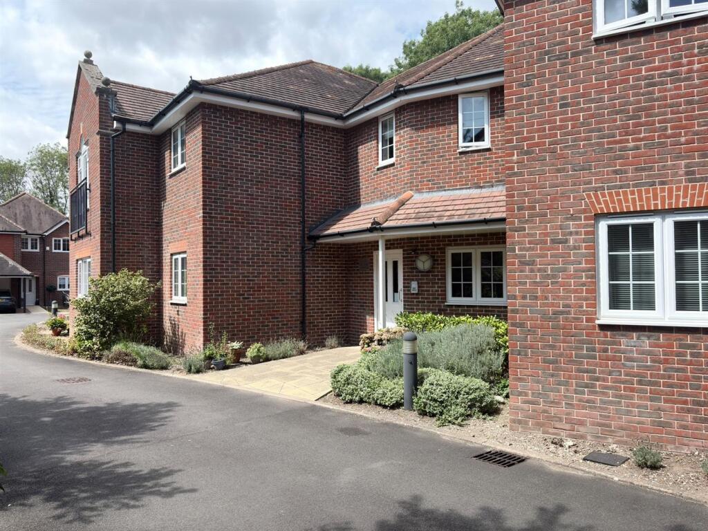 Main image of property: The Causeway, Petersfield