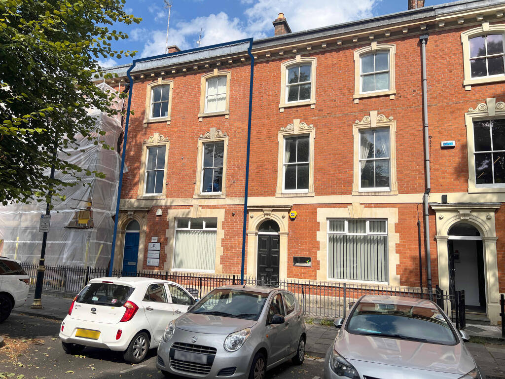 Main image of property: 27 Windsor Place, Cardiff, CF10 3BZ