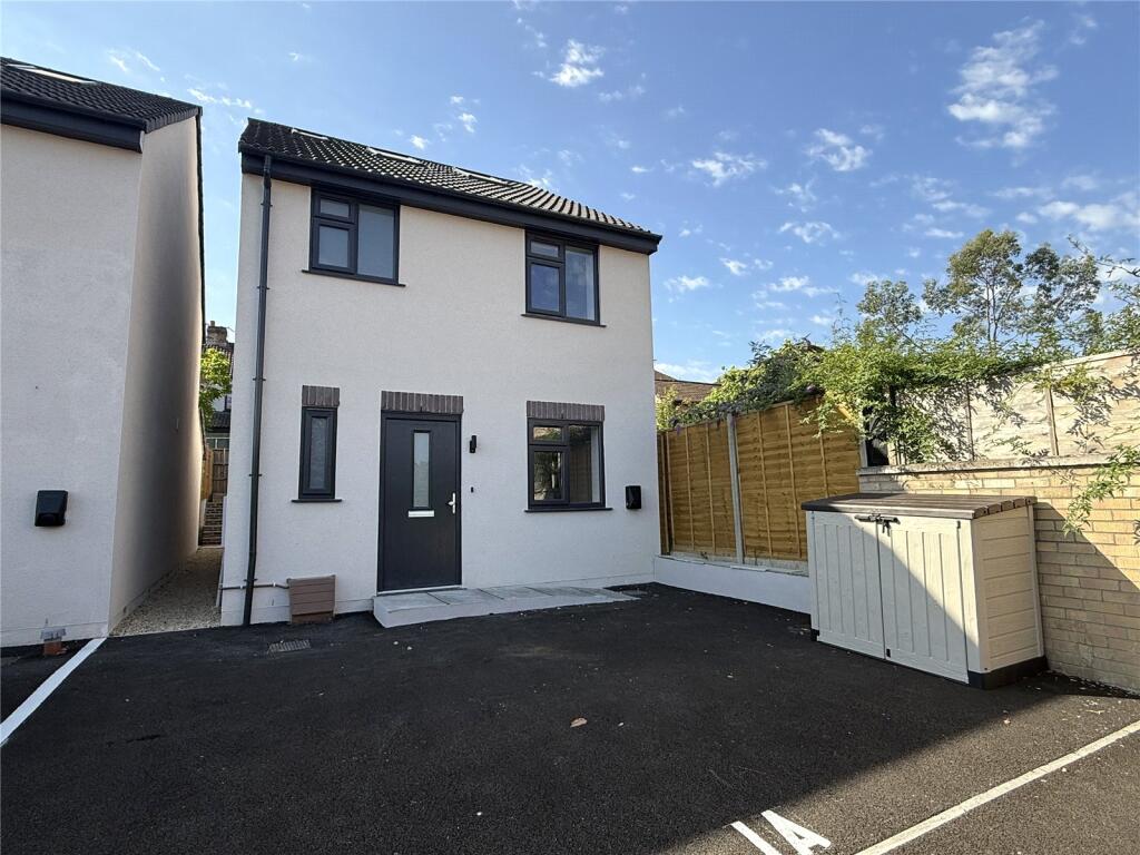 Main image of property: Cade Close, Kingswood, Bristol, BS15