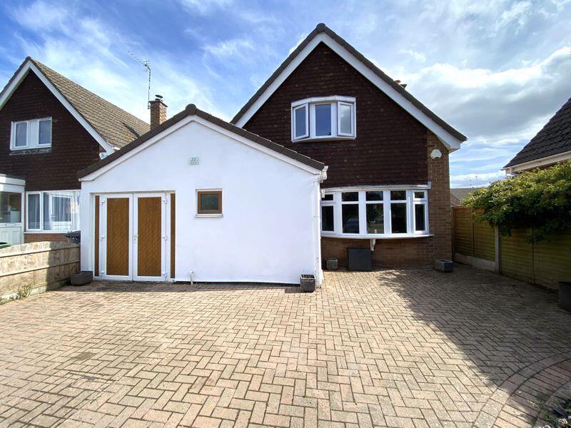Main image of property: Higham Lane, Nuneaton