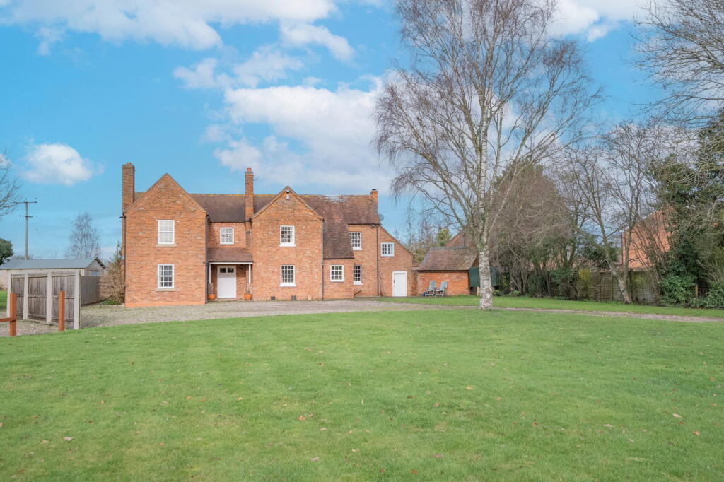Main image of property: Gloucester Road, Upton-upon-Severn, Worcester, Worcestershire, WR8