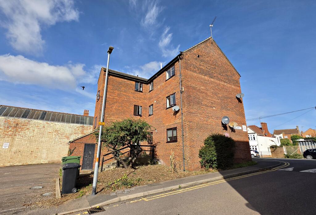 Main image of property: Fields View, Wellingborough, NN8
