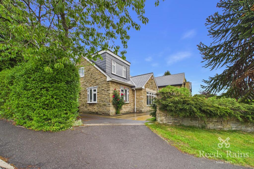 Main image of property: School Green Lane, Sheffield, S10