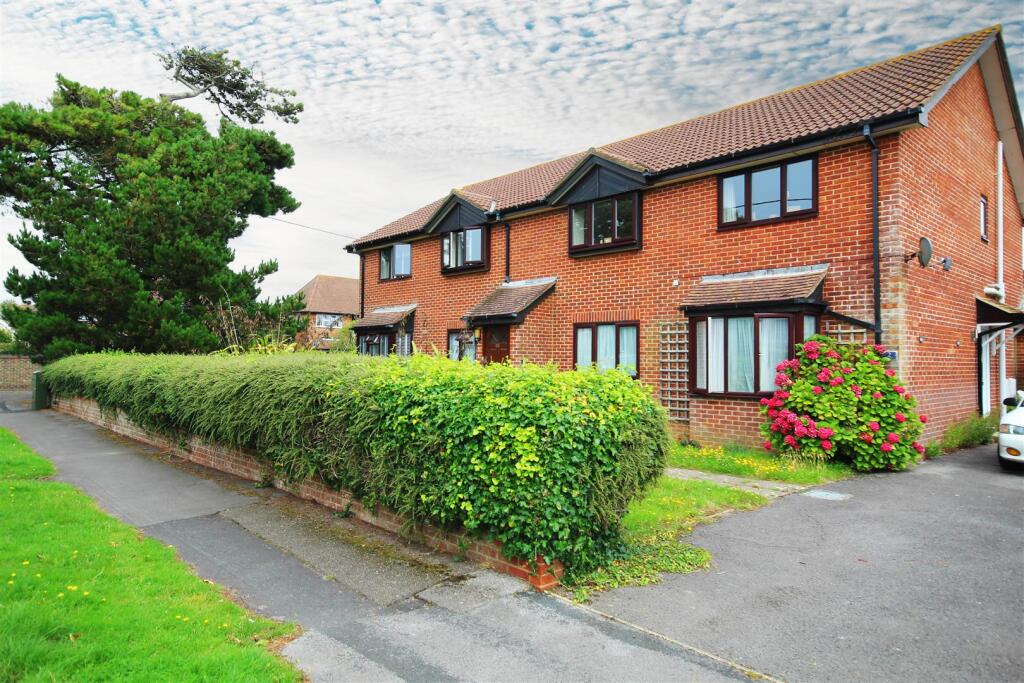 Main image of property: 55 Western Avenue, Barton on Sea