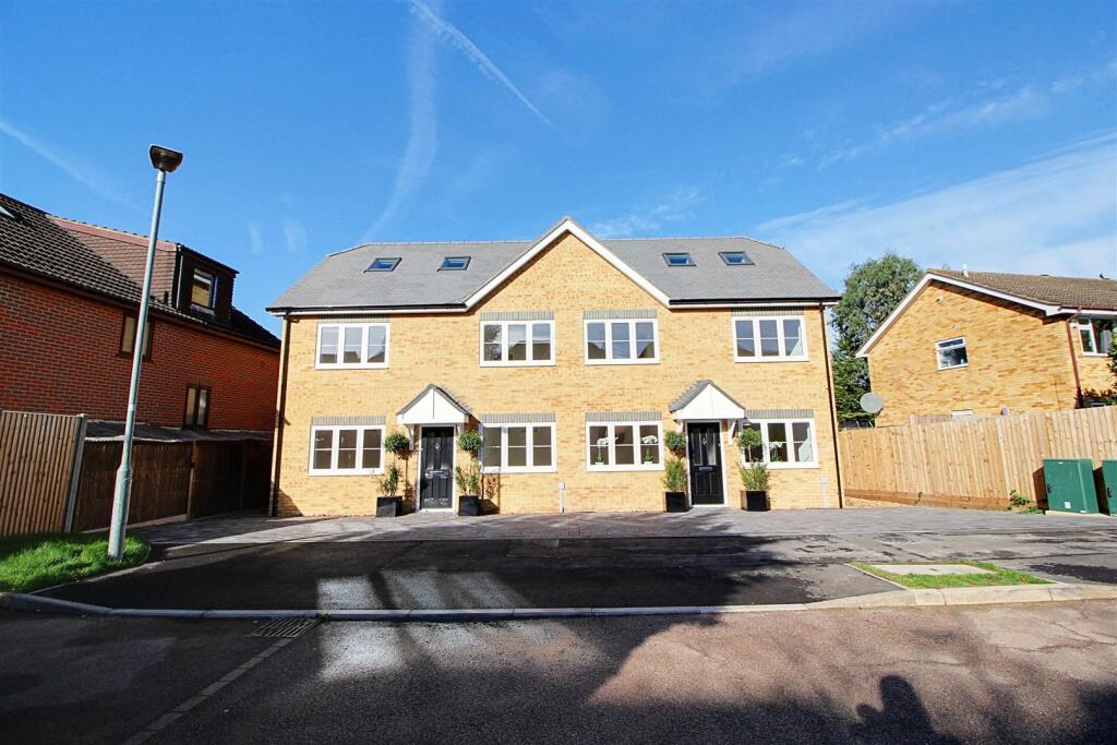 Main image of property: Chiswell Green, St Albans