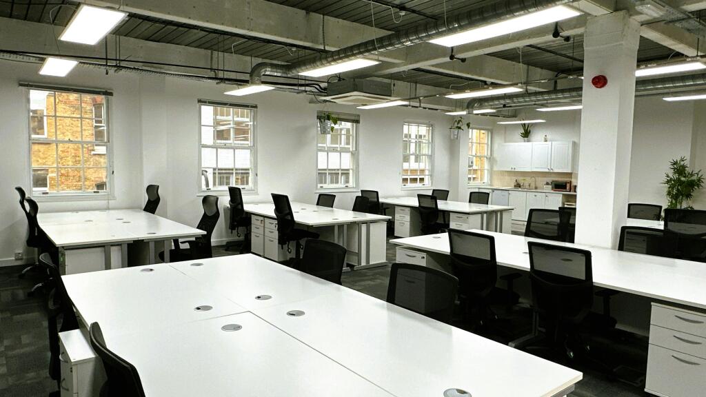2 Bath Place London EC2A 3dr  suite 22_4.jpg