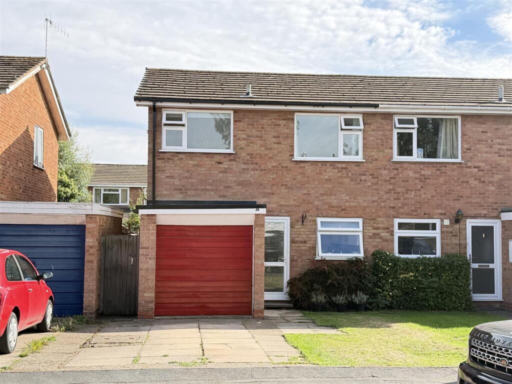 Main image of property: Kettlewell Close, Woodloes Park, Warwick