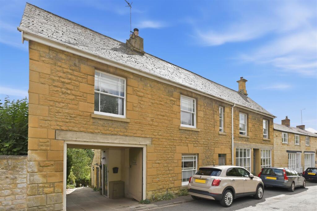 Main image of property: High Street, Blockley