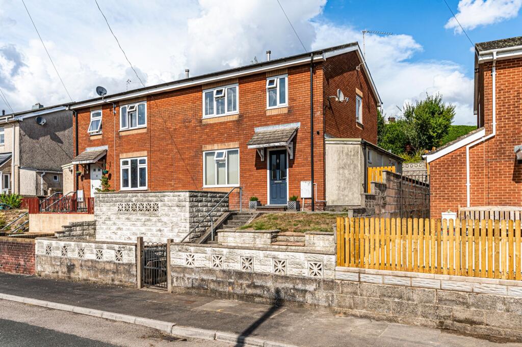 Main image of property: Heol Hendy, Pontyclun, CF72