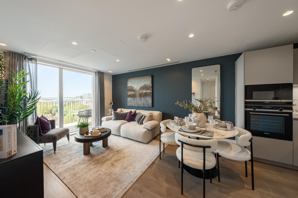 Main image of property: Chiswick Green, Chiswick High Road, W4