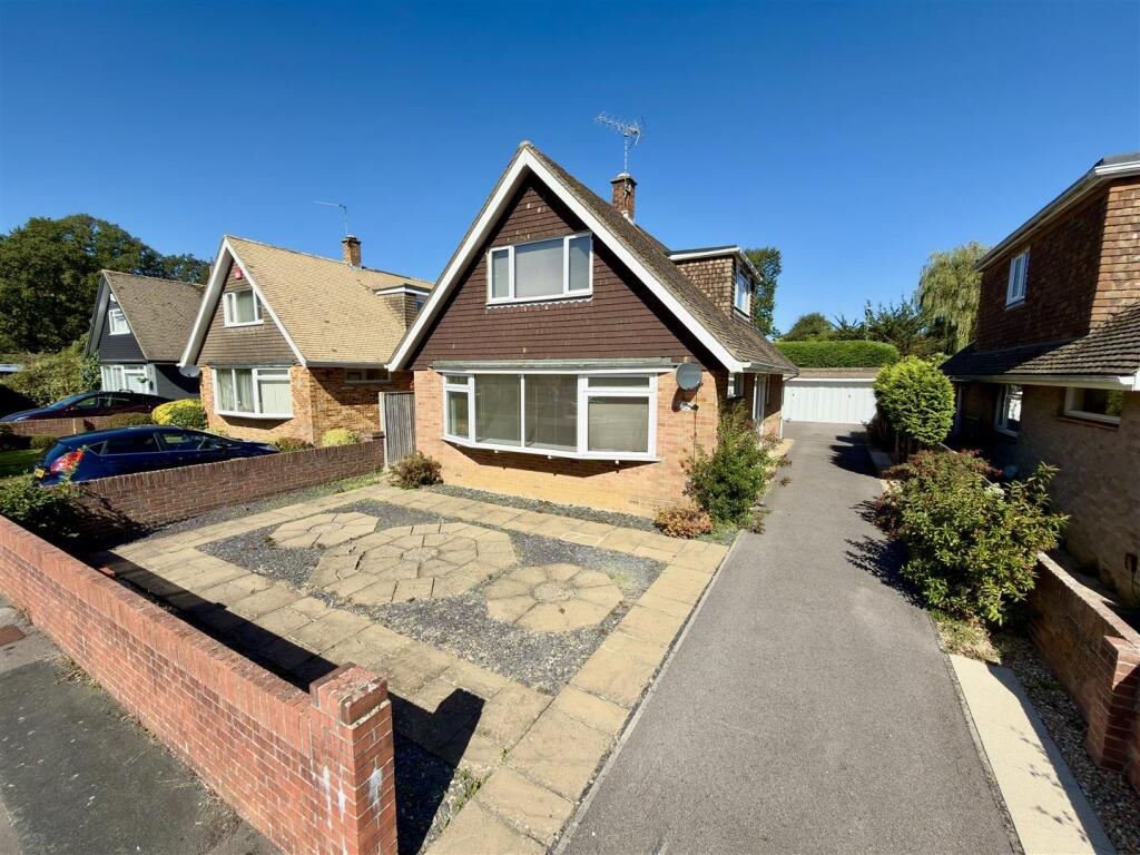 Main image of property: Lavant Close, Waterlooville