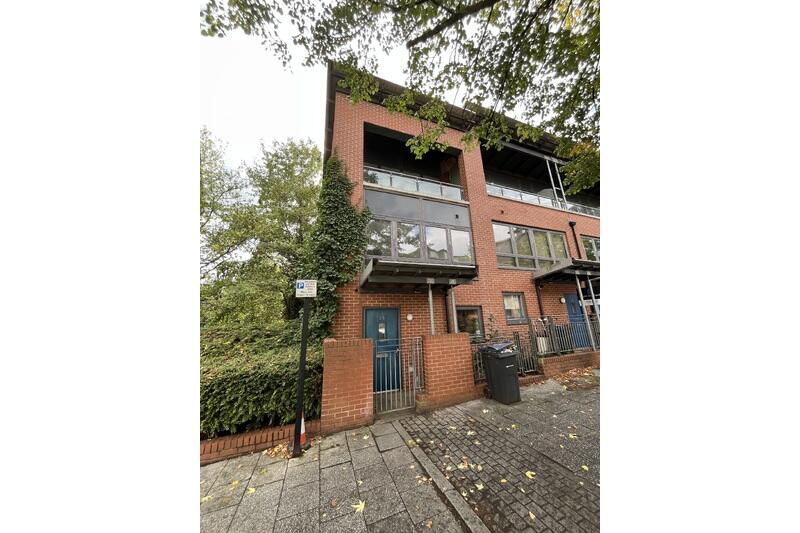 Main image of property: Longleat Avenue, Birmingham, West Midlands
