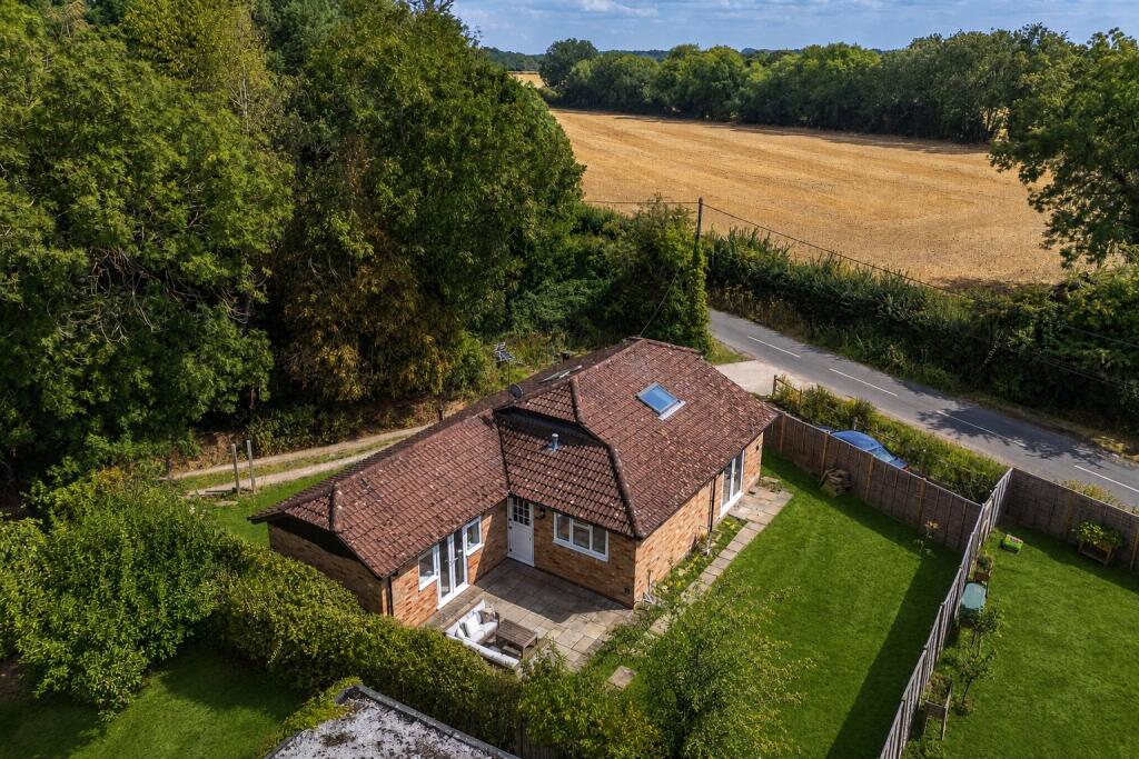 Main image of property: Broad Common Road, Hurst, Berkshire, RG10