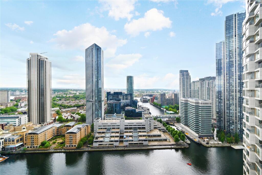 Main image of property: 10 Park Drive, Canary Wharf, London, E14