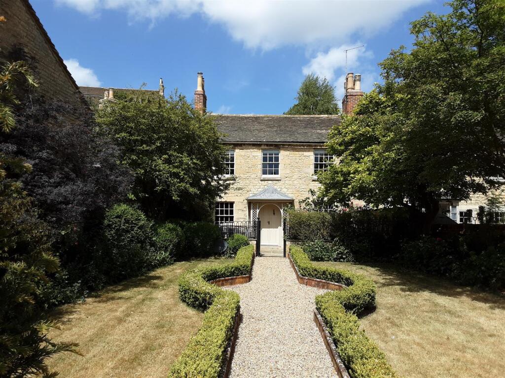 Main image of property: Bath Row, Stamford