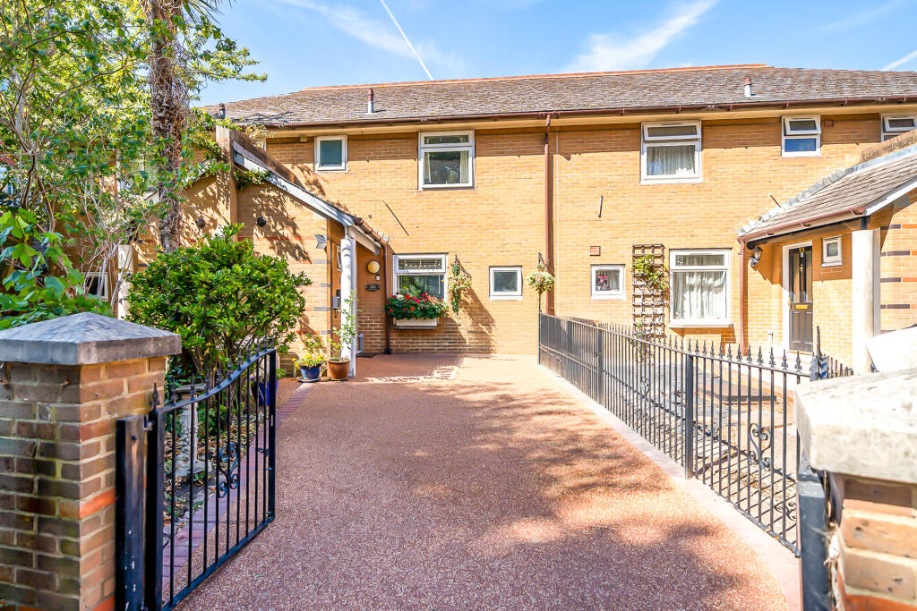 Main image of property: Mayow Road