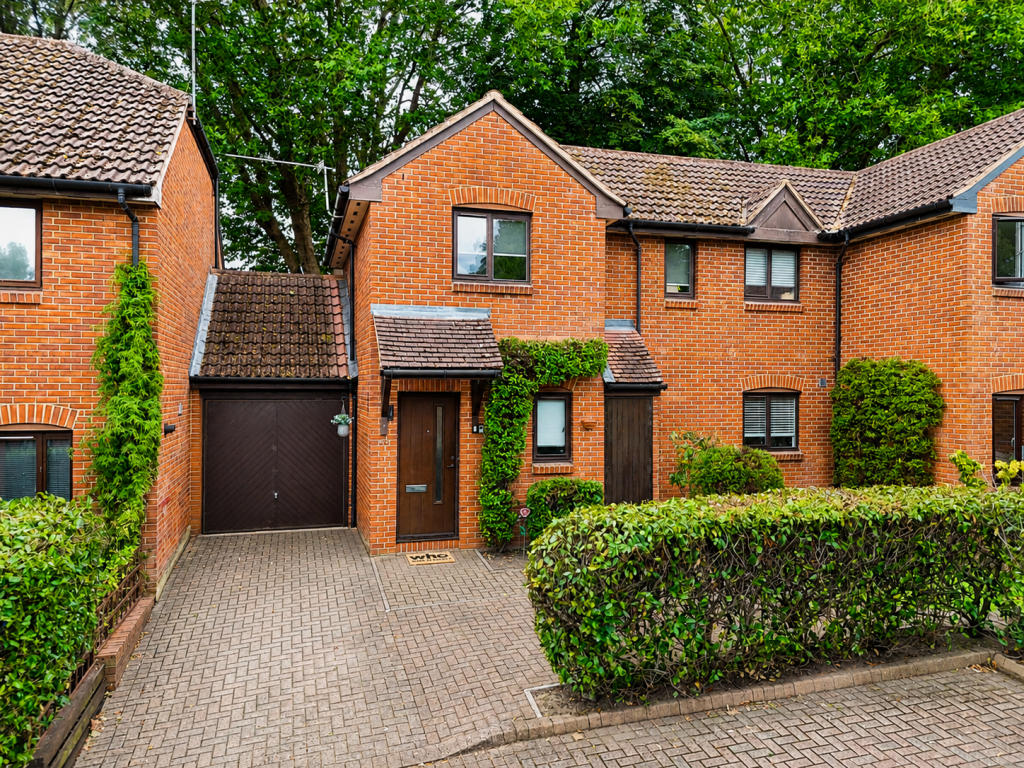 Main image of property: Stonefield Park, Maidenhead, SL6