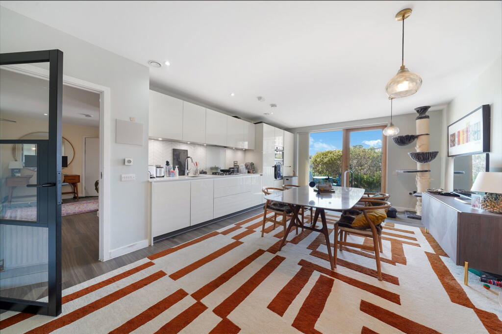 Main image of property: Regiment Hill,London,NW7 1FS