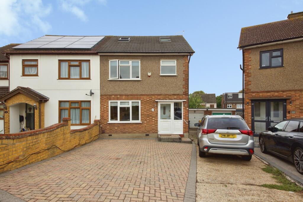 Main image of property: Arlington Gardens, ROMFORD, Essex, RM3