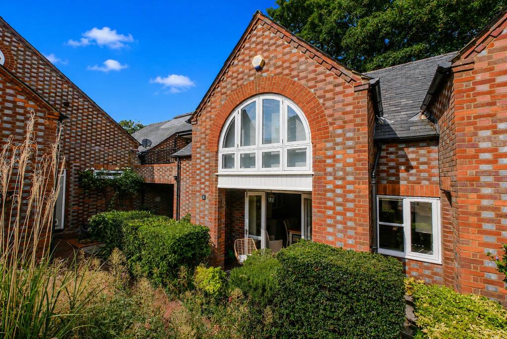 Main image of property: Dashwood Court, Aston Rowant