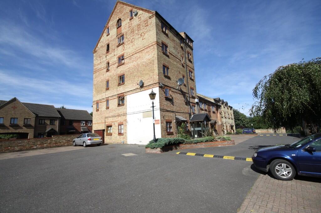 Main image of property: Great Whyte, Ramsey
