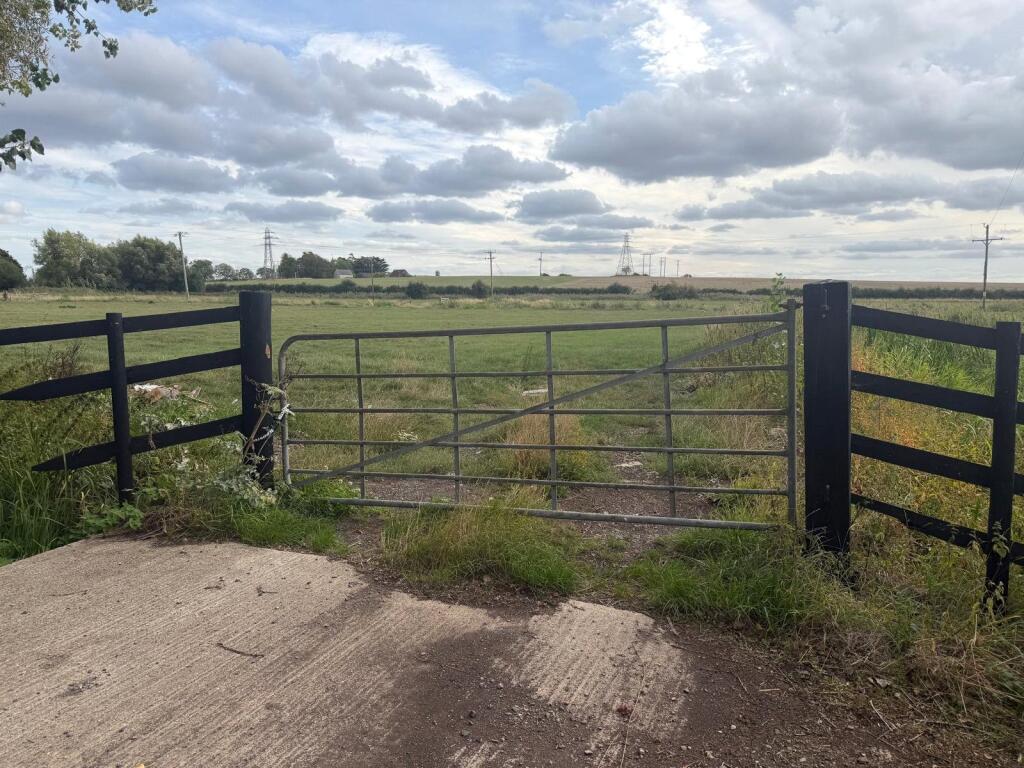 Main image of property: Paddocks at Aller