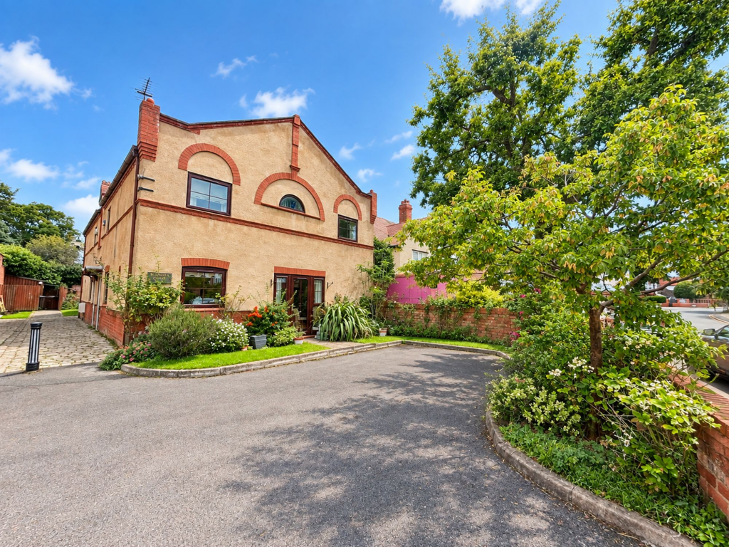 Main image of property: College Road North, Crosby, L23