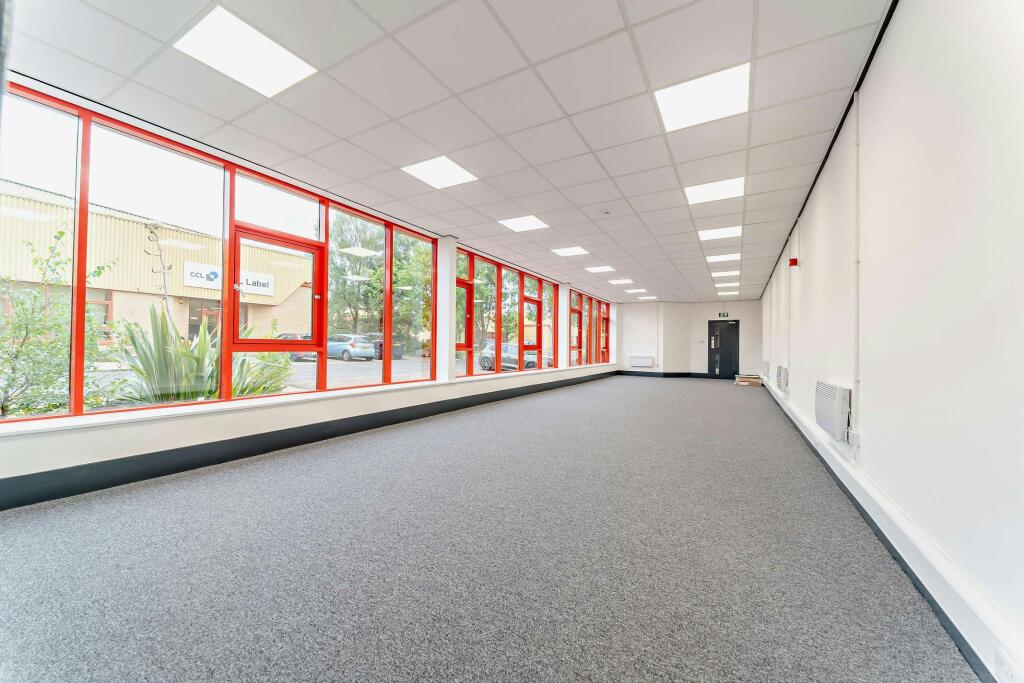 8705118-interior03-800.jpg