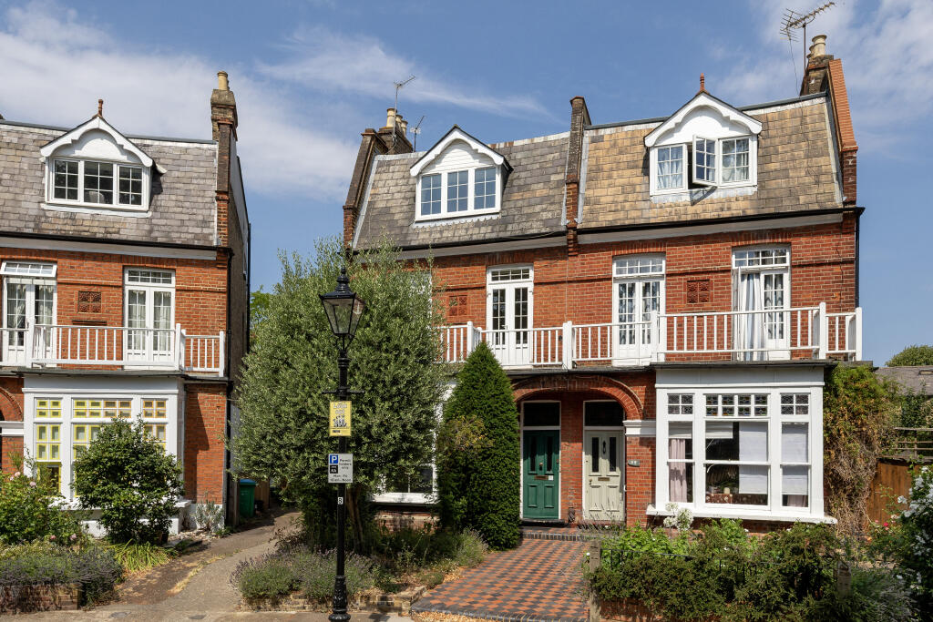 Main image of property: Lawn Crescent, Kew, Richmond, Surrey TW9