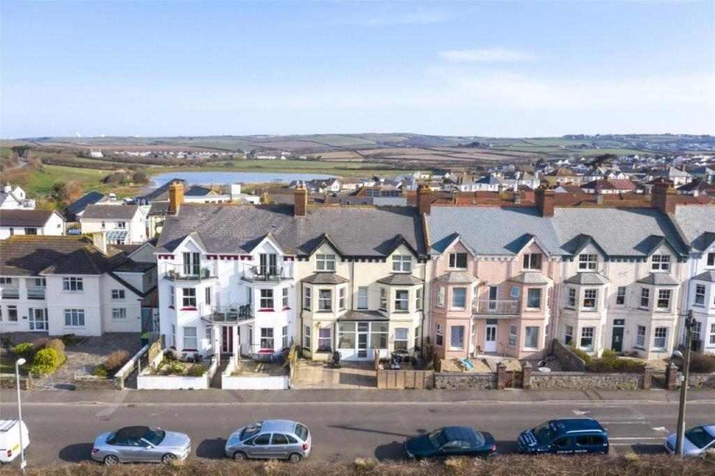 Main image of property: BEDSIT: Down View, Bude, EX23 8RG