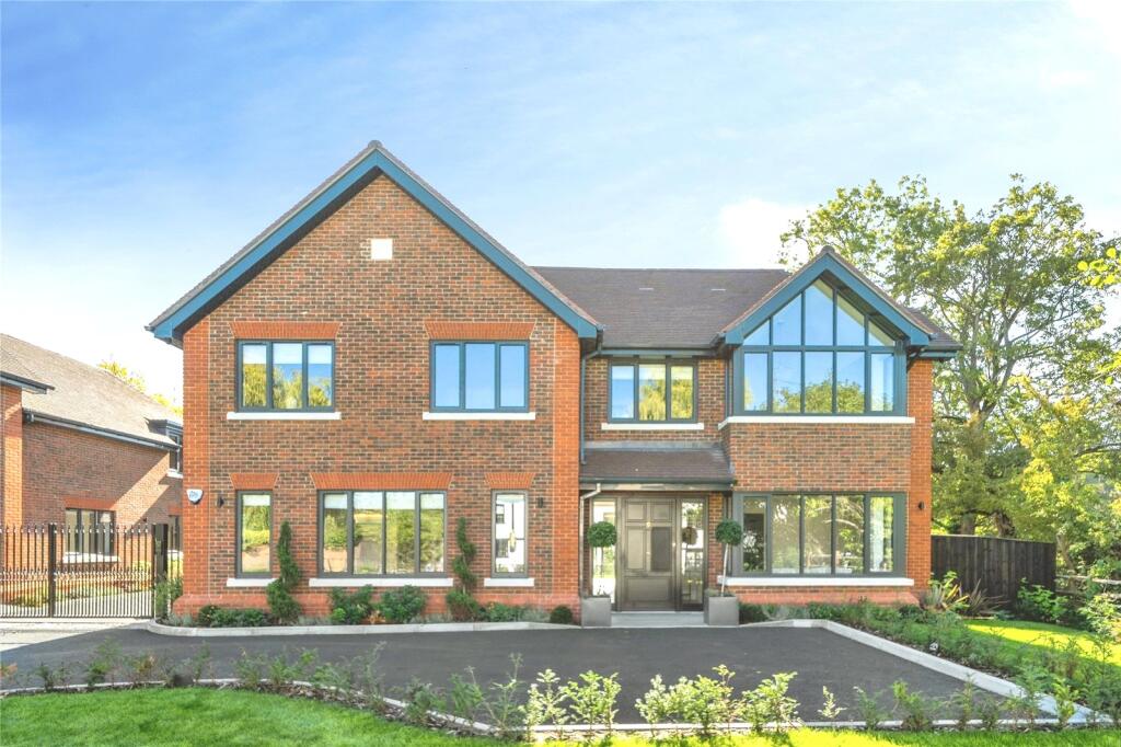 Main image of property: Mill Farm, Mill Lane, Chalfont St. Giles