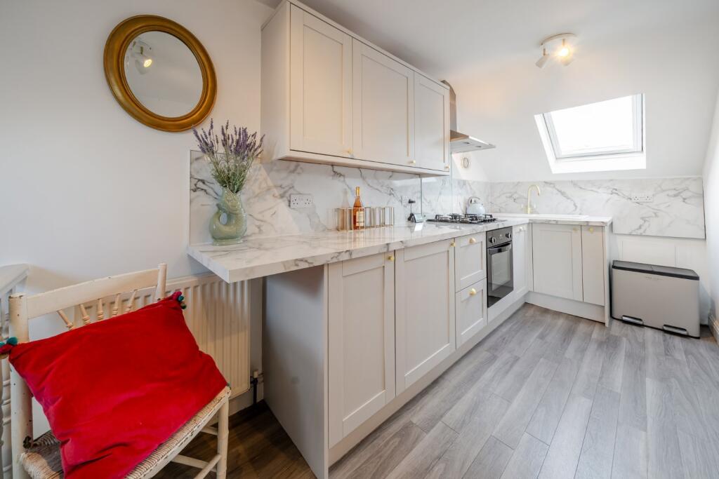 Main image of property: Bedford Hill, Balham, London, SW12