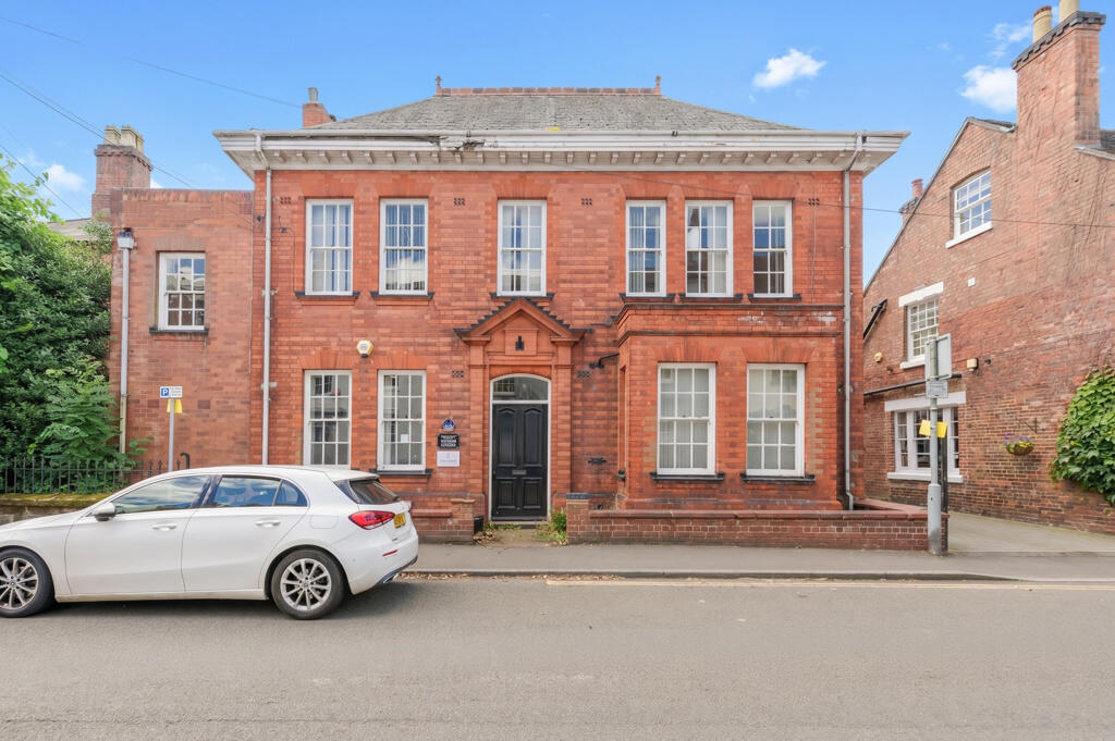 Main image of property: 10 Lower Church Street, Ashby-De-La-Zouch, Leicestershire, LE65 1AB