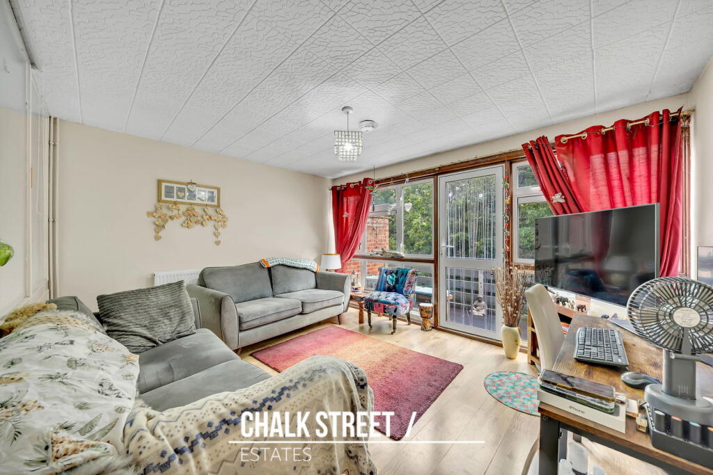 Main image of property: Dunster Crescent, Hornchurch, RM11