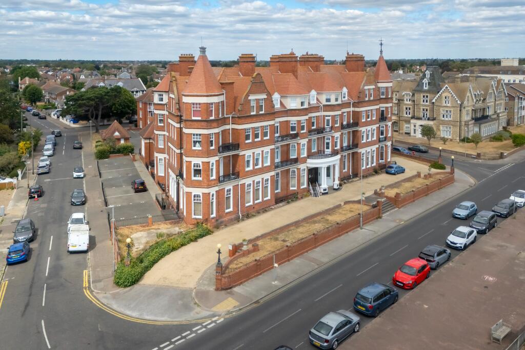 Main image of property: 73 Marine Parade East, Clacton On Sea, CO15