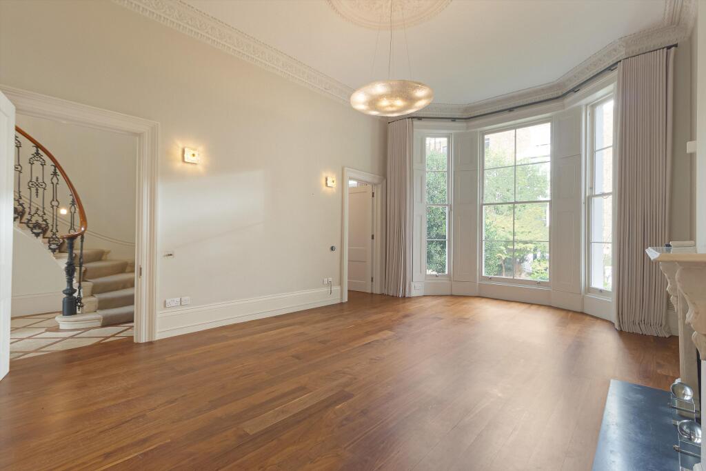 Main image of property: Russell Road, London W14.