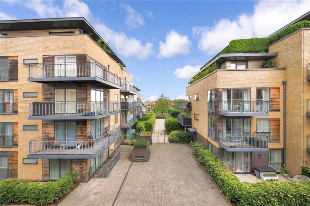 Main image of property: Keynes House, Kingsley Walk, Cambridge, CB5