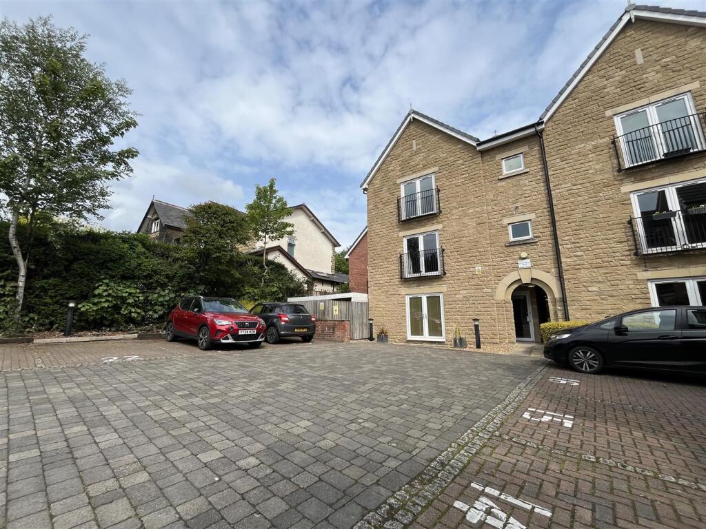 Main image of property: Stainbeck Lane, Leeds