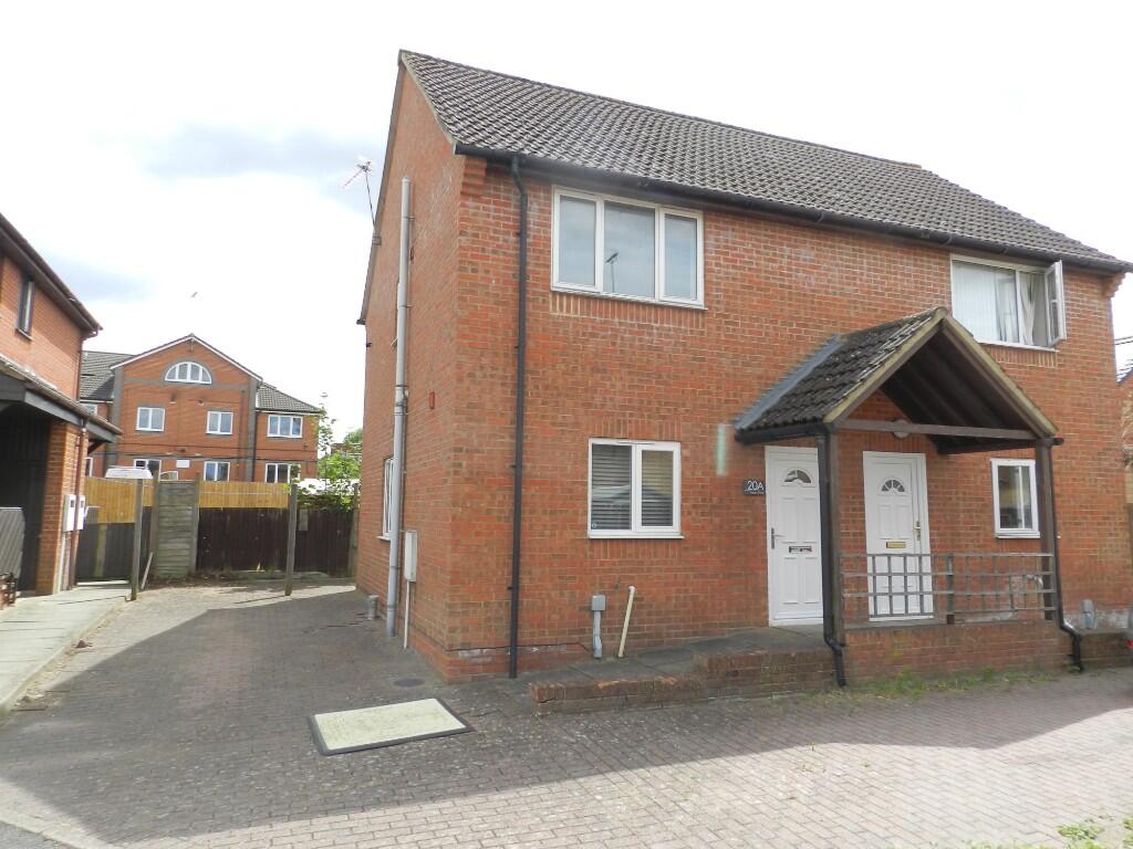 Main image of property: Aspen Close, Rushden, Northamptonshire, NN10