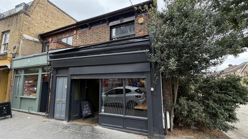Main image of property: 41 Orford Road, Walthamstow, London, E17 9NL